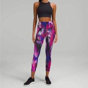 Lululemon Wunder Train High-Rise 28”